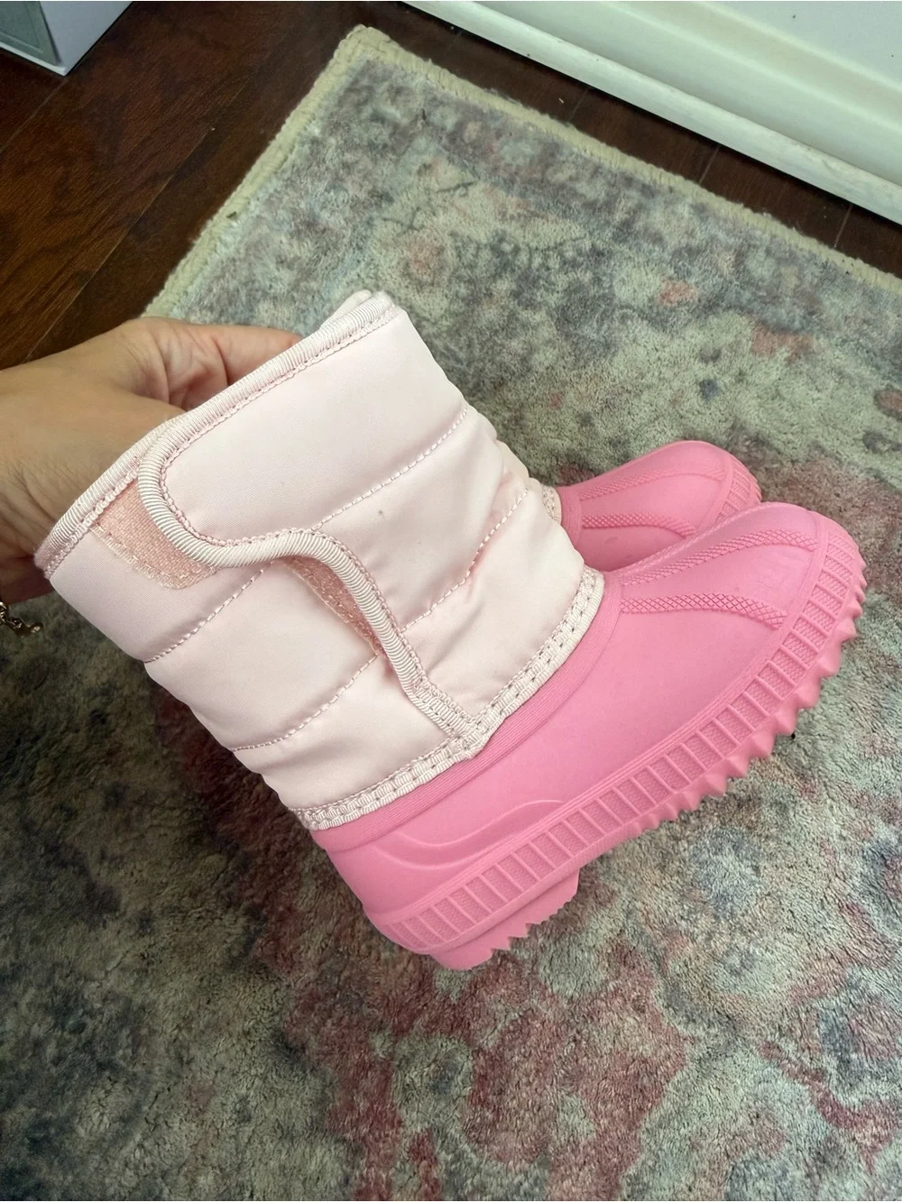 Old Navy pink duck boots snow boots size toddler 8